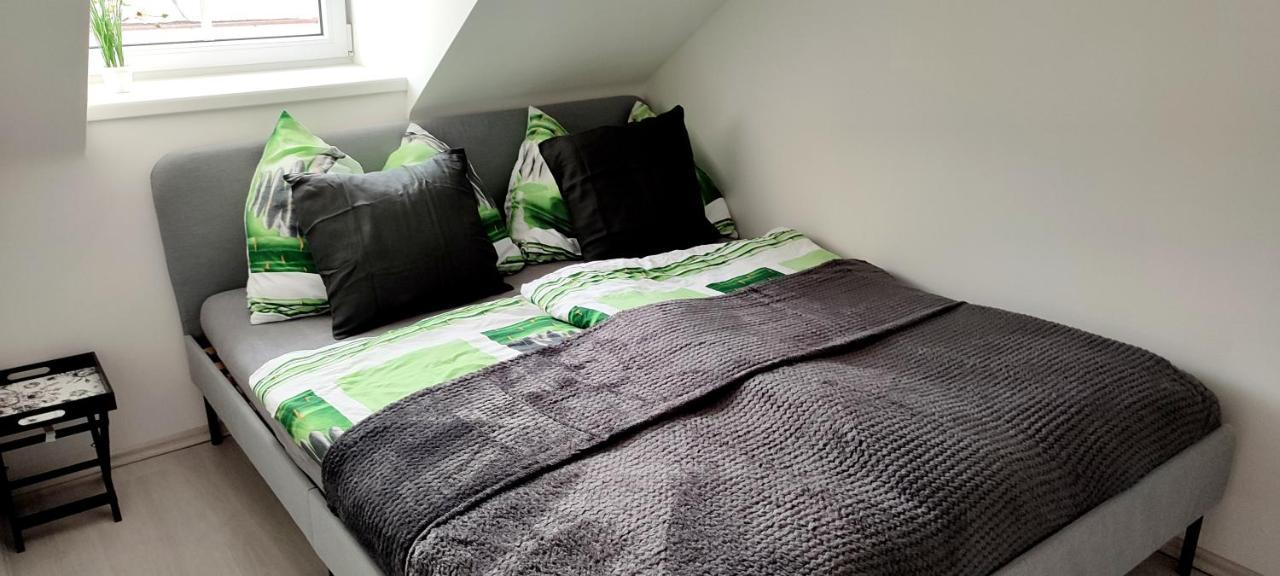 Apartmán pod Hradem NOVÉ WiFi/AC Sternberk Exterior foto