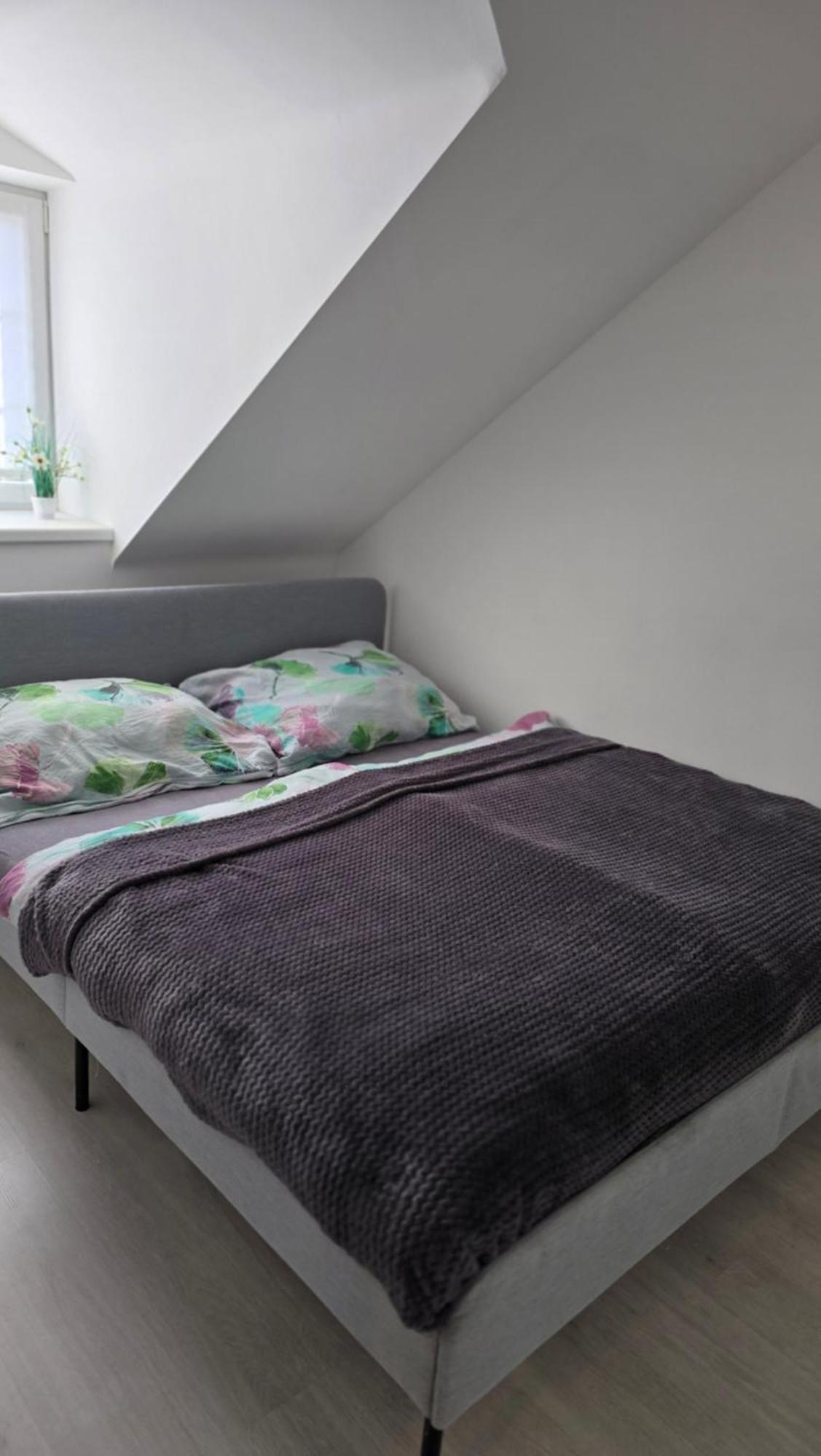 Apartmán pod Hradem NOVÉ WiFi/AC Sternberk Exterior foto